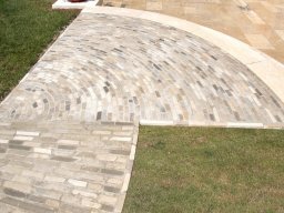 Burgundy Fleury Antique Blend Cobbles